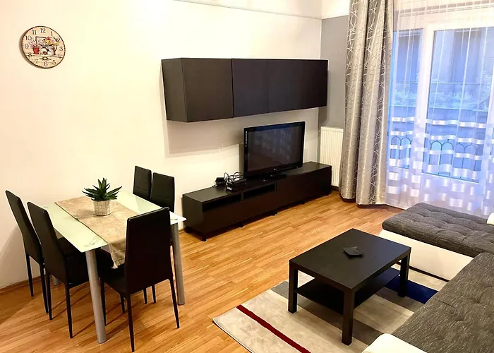Great King Apartment