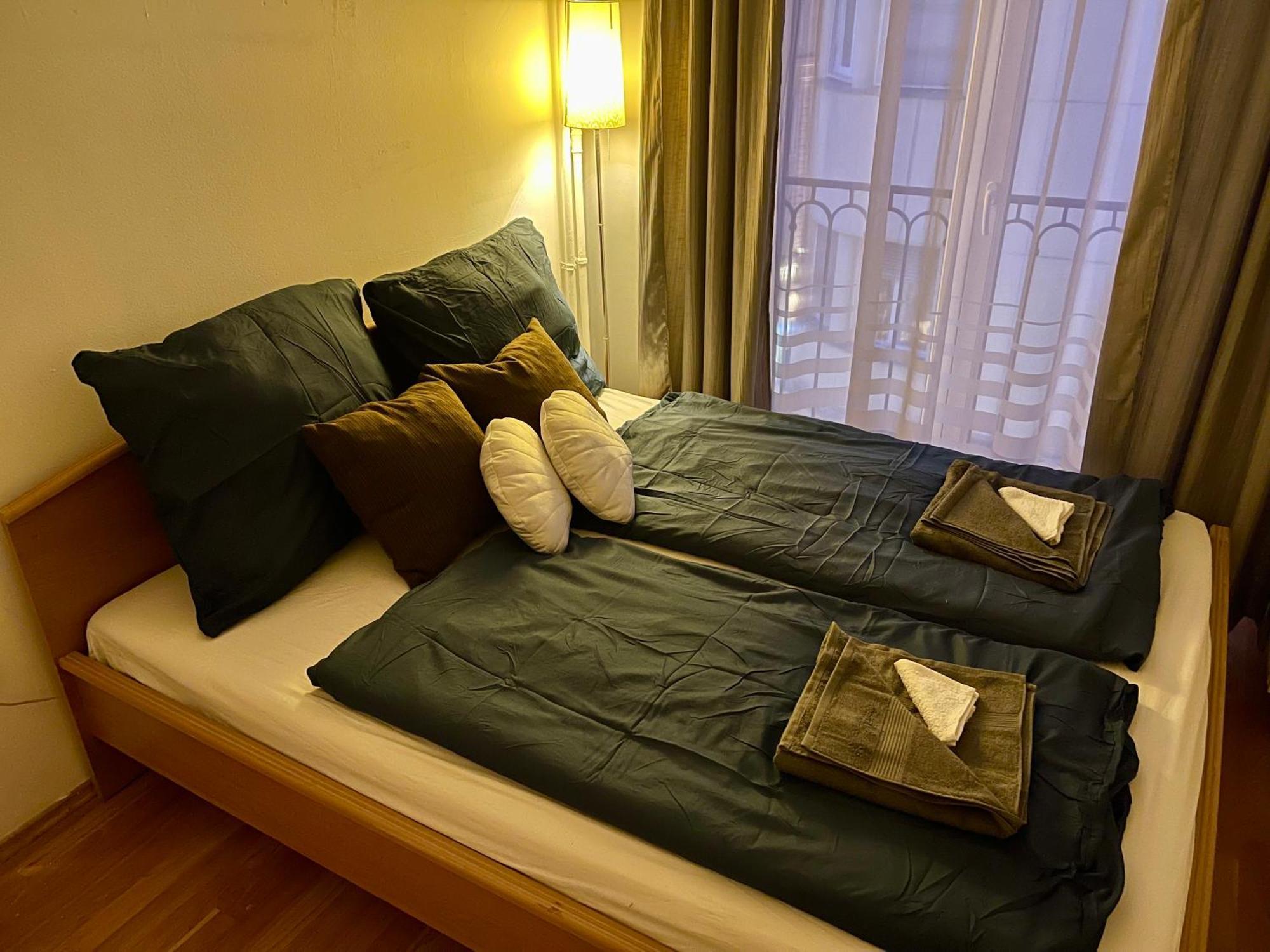 Great King Apartment *